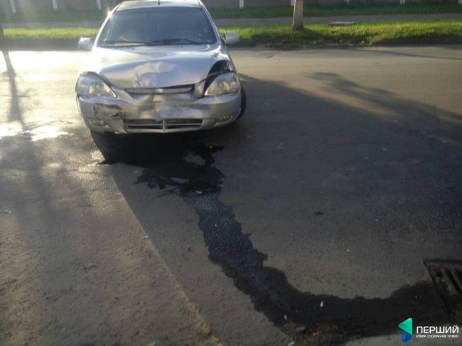 Аварія в Луцьку: на перехресті зіткнулися два автомобілі