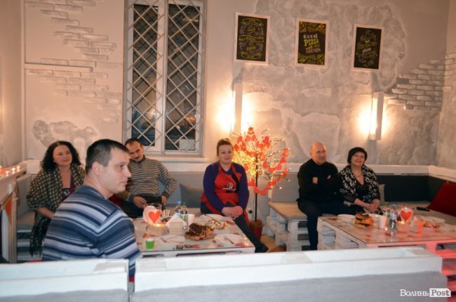 «Я+Ти»: у Луцьку в романтичній атмосфері святкували День закоханих