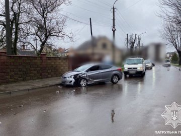 У Луцьку на Чернишевського сталася ДТП. ФОТО