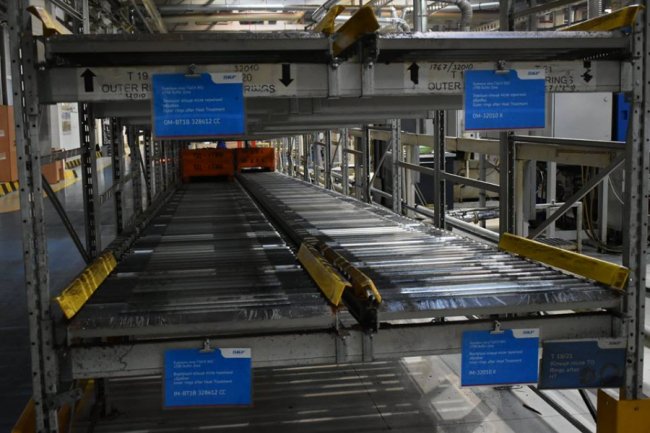 Савченку показали, як на великому заводі практикуються волинські студенти. ФОТО