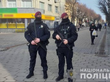 Луцьк патрулюють додаткові наряди спецпідрозділів поліції. ФОТО