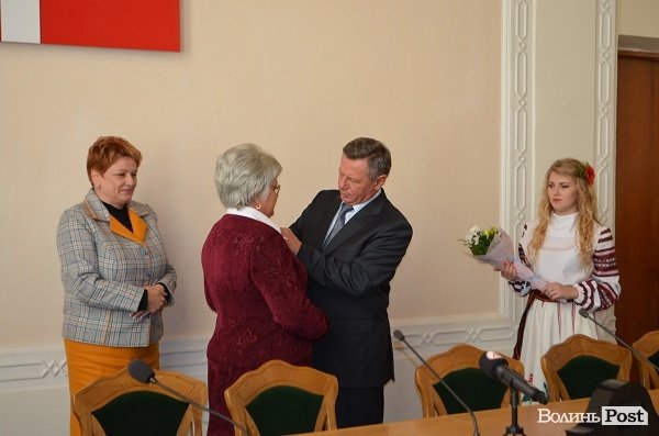 У Луцьку нагородили матерів-героїнь. ФОТО