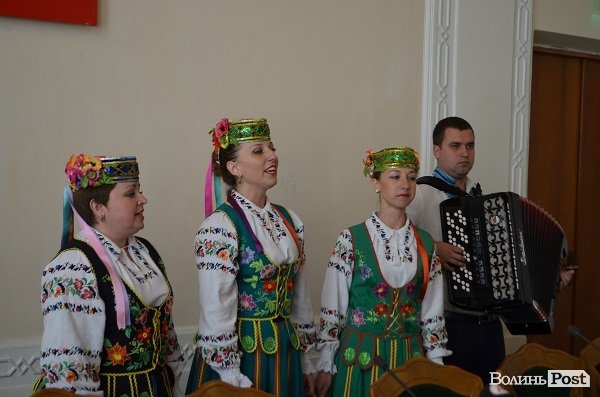 У Луцьку нагородили матерів-героїнь. ФОТО