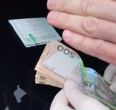 35 500 гривень неправомірної вигоди: на Волині судитимуть посадовця поліції. ФОТО