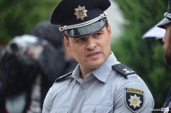 У Луцьку поліцейські отримали нові погони і звання. ФОТО