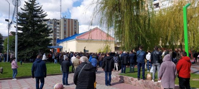 На Житомирщині попрощалися з 22-річним військовим, який загинув на Донбасі. ФОТО