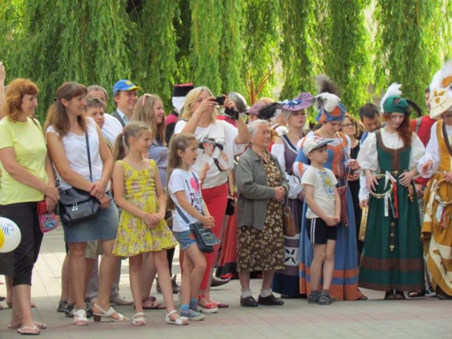 Луцьк «повернувся» в Середньовіччя. На «Князівський бенкет»