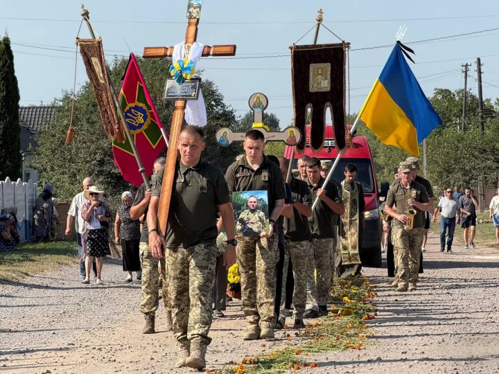 На Волині попрощалися із 23-річним воїном Олександром Герасимчуком. ФОТО
