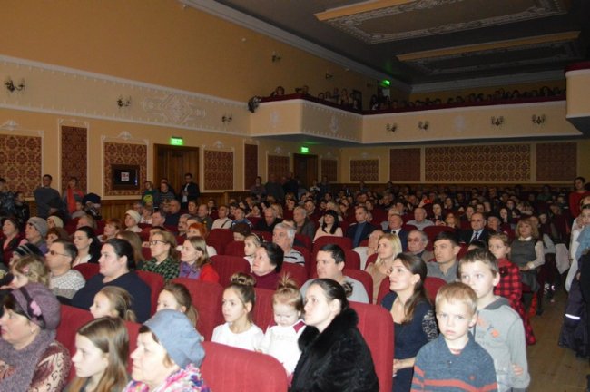 У місті на Волині під час благодійного концерту зібрали 6 тисяч на реабілітацію атовців