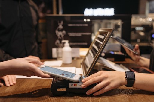 Як різні чіпи RFID карток впливають на їхню функціональність у системах оплати та контролю доступу