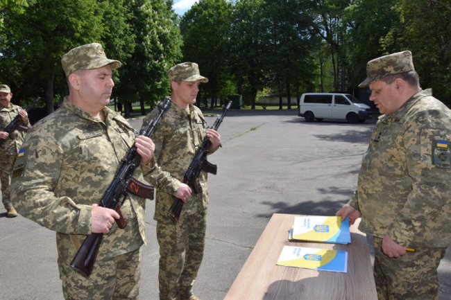 У Луцьку склали військову присягу новобранці-прикордонники. ФОТО