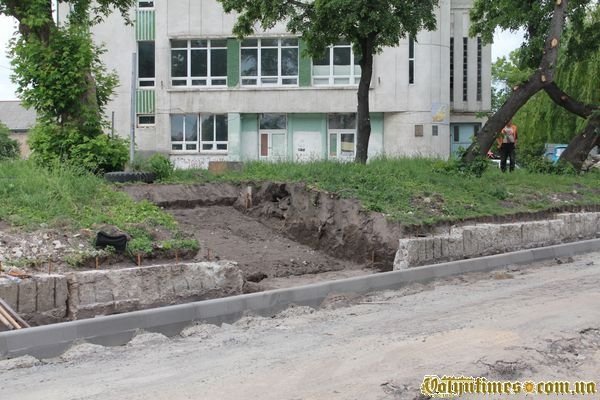 У Луцьку на похованні ХІІ століття будують парковку. ДОКУМЕНТ