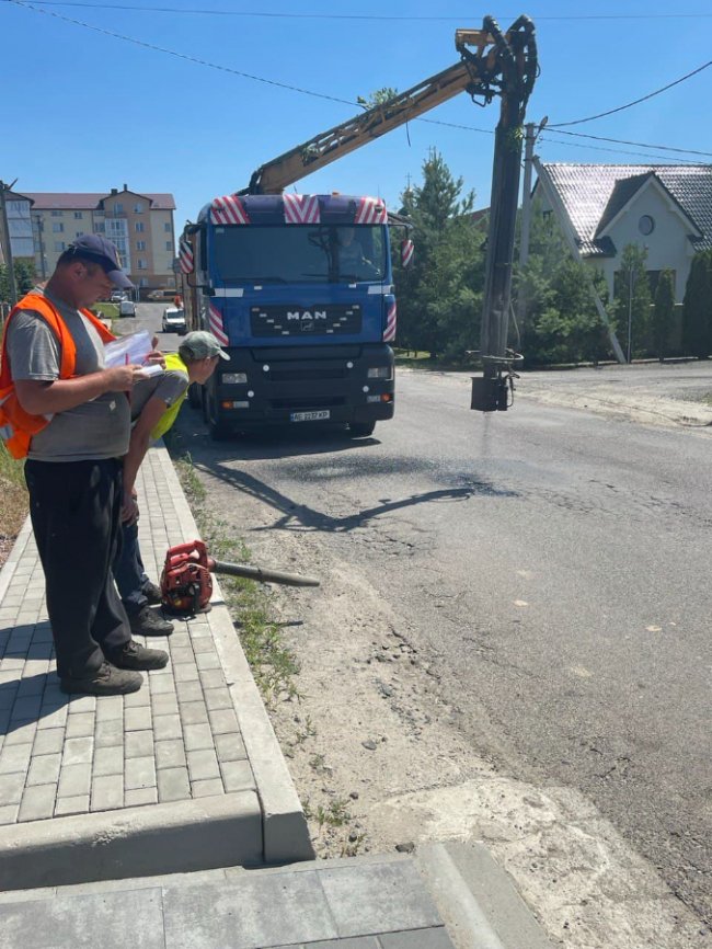 Розповіли, які дороги планують відремонтувати у Липинах