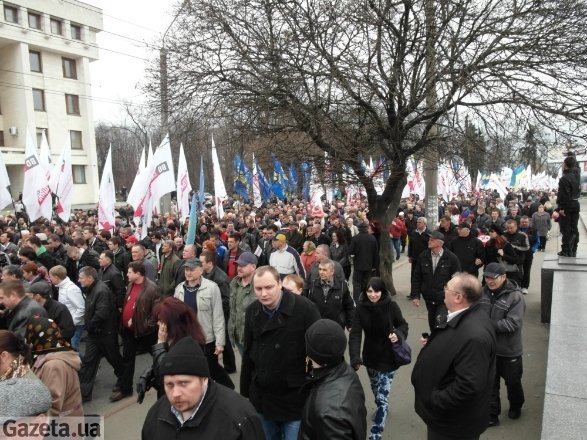 «Вставай, Україно!» в Полтаві. ФОТО. ВІДЕО