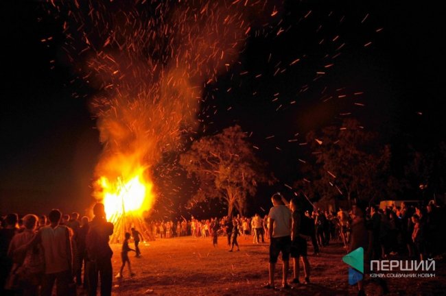 Зібров, вогнище, концерт: як у Згоранах Івана Купала святкували