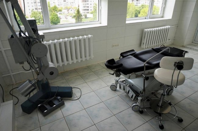 Показали оновлену операційну волинської обласної дитячої лікарні. ФОТО