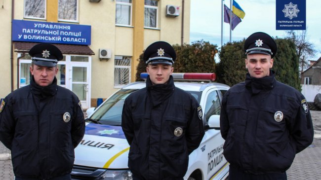 Троє професійних спортсменів поповнили лави волинських патрульних
