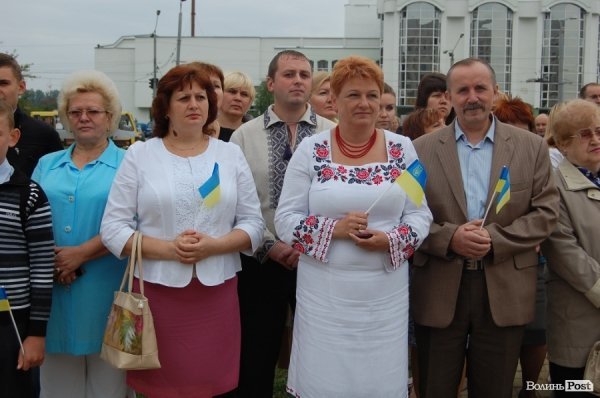 У День Прапора губернатор Волині говорив про місце України в Європі. ФОТО