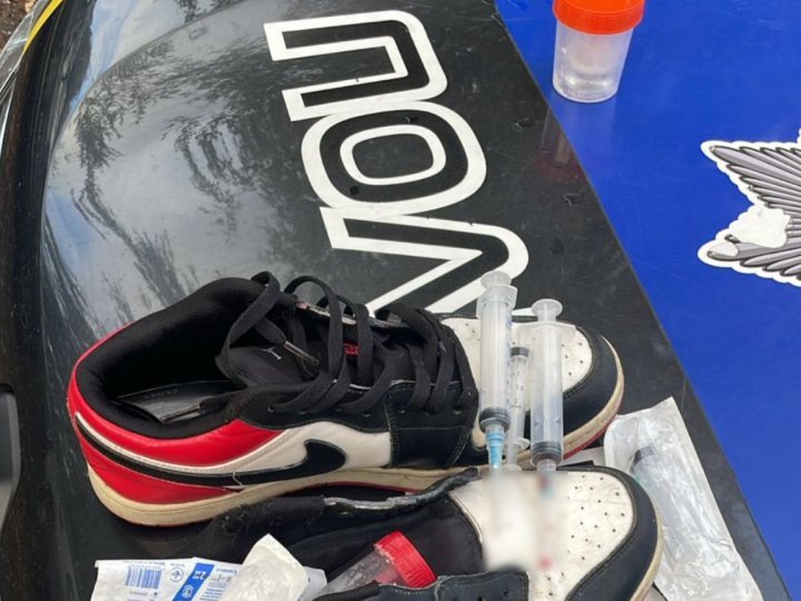 У Луцьку затримали чоловіка з наркотиками. ФОТО