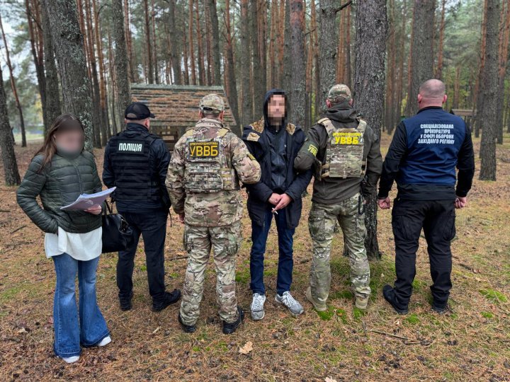 24-річний волинянин пропонував військовослужбовцю 2 тисячі доларів за незаконний перехід кордону