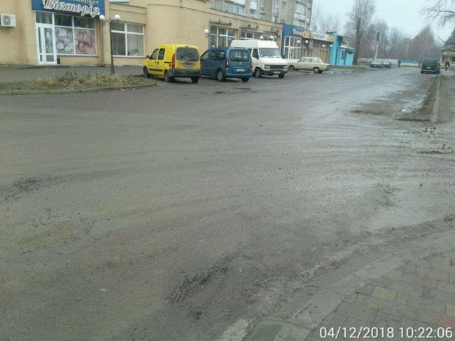 У Луцьку муніципали присоромили  будівельників-нечупар