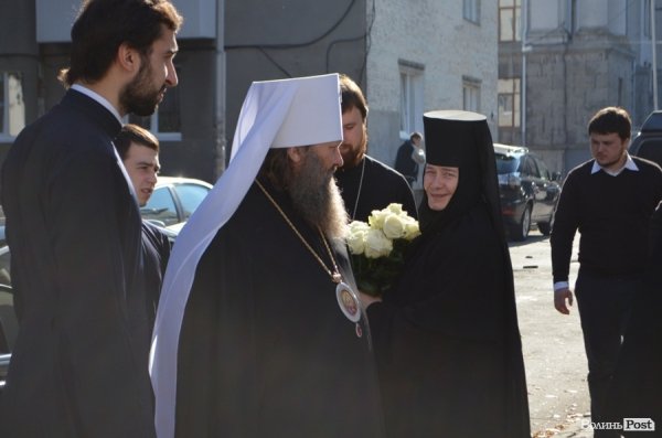 У Луцьк приїхав  скандальний намісник Лаври. ФОТО