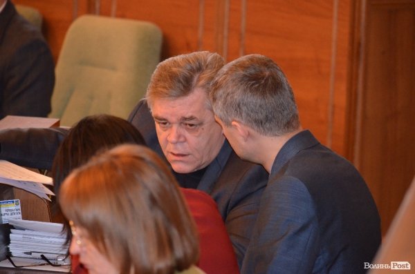 Сесія Волиньради: годинники, гаджети та «Однокласники». ФОТО