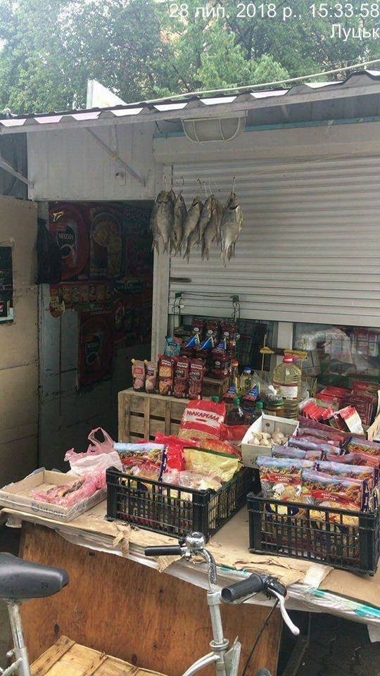 У Луцьку зловили порушницю-рецидивістку, яка продавала підроблений алкоголь