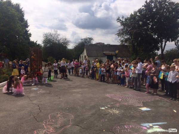 Для жителів мікрорайону Балка влаштували свято. ФОТО