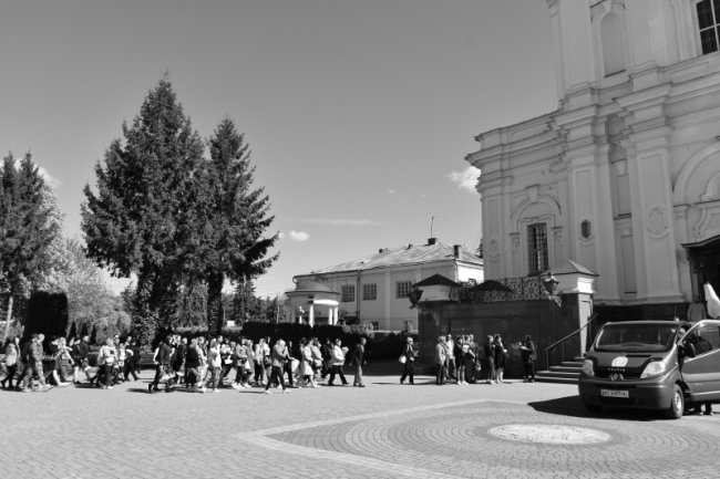 Луцька громада попрощалася з Героєм Володимиром Мельничуком