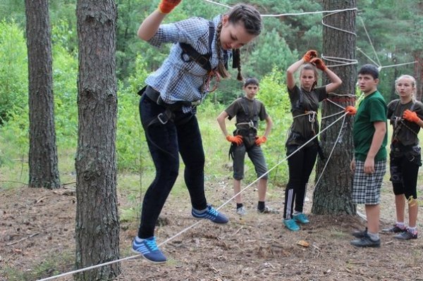 Як православних Волині вчили стрільбі, карате та протистояти сектам. ФОТО