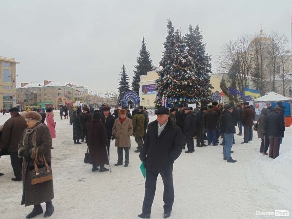 У Луцьку завадили провести урочистості «на крові». ФОТО. ВІДЕО