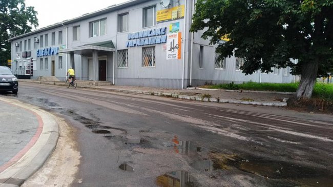 Чиновник пояснив, чому у Ківерцях постійно підтоплює вулицю