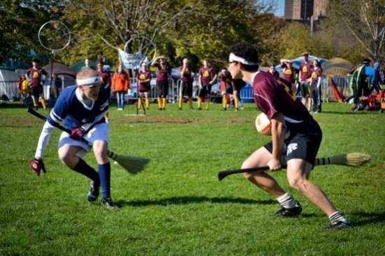 Американці захопилися улюбленою грою Гаррі Поттера. ФОТО. ВІДЕО