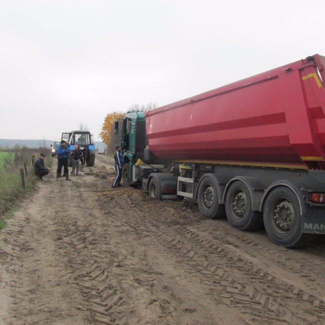 На Волині ремонтують аварійні дороги