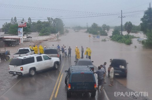 Всесвітній потоп: повені, тайфуни, зсуви та зливи. ФОТО