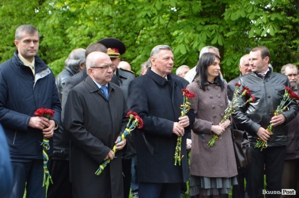 30-та річниця Чорнобильської катастрофи: лучани вшанували пам'ять загиблих. ФОТО
