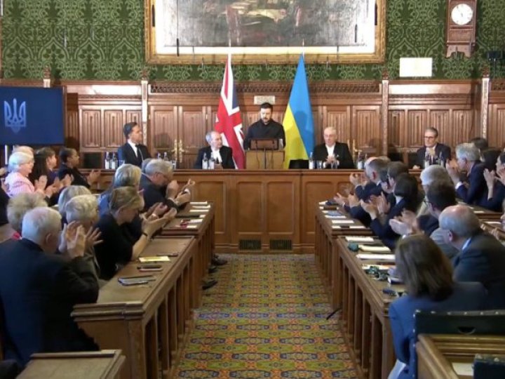 За місяць Україна відвоювала більше територій, ніж захопила Росія, - Зеленський