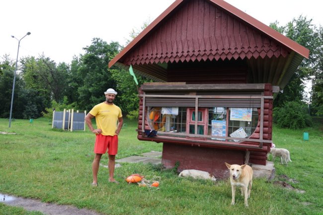 У Луцьку на Стирі ледь не втопилися троє братів. ФОТО