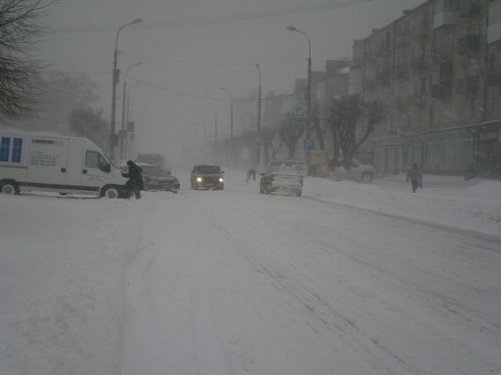 У боротьбі зі снігом Ковель поділили на сектори. ФОТО