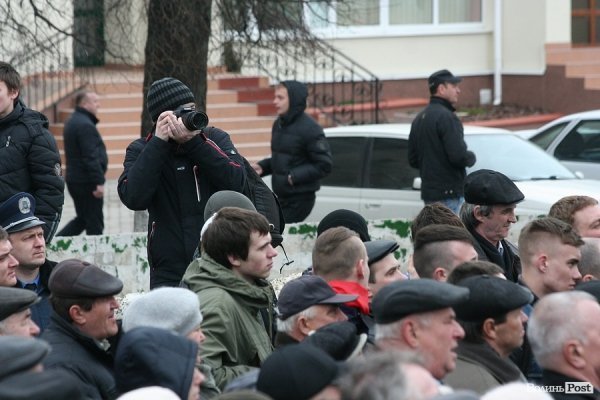 «Вставай, Україно» у Луцьку: обличчя протесту. ФОТО