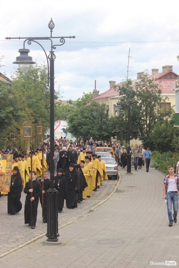 У Луцьку намалювали ікону на честь розстріляних у Луцьку в’язнів. ФОТО