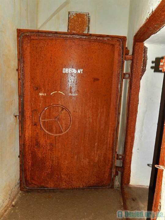 Закинутий аеропорт за Луцьком зсередини. ФОТО