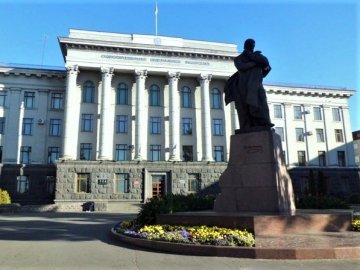 У ВНУ назвали найпопулярніші спеціальності серед вступників