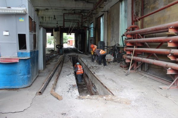 У Луцьку ремонтують тролейбусне депо. ФОТО