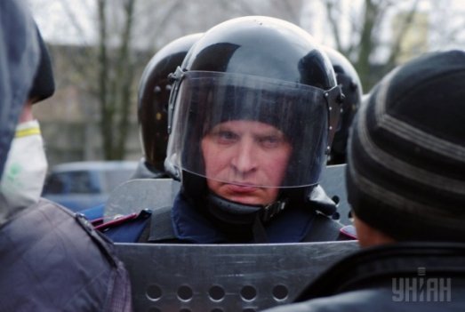 У Горлівці трощили «міліцію». ФОТО