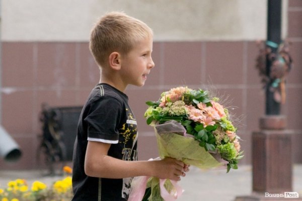 Шкільний сезон у Луцьку. ФОТО