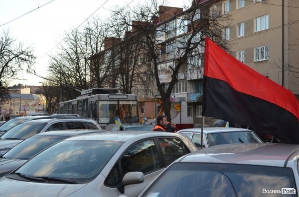 Автомайдан навідався до волинських нардепів. ФОТО. ВІДЕО