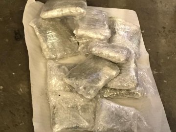 Через Волинь до Польщі намагалися провезти майже 10 кілограмів наркотиків. ВІДЕО