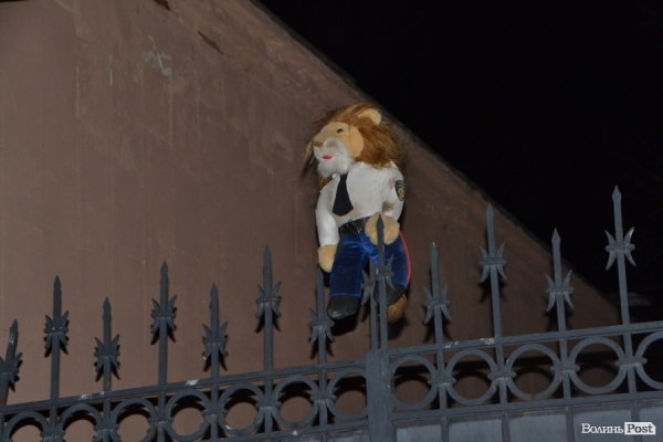 Активісти покинули управління міліції у Луцьку. ФОТО